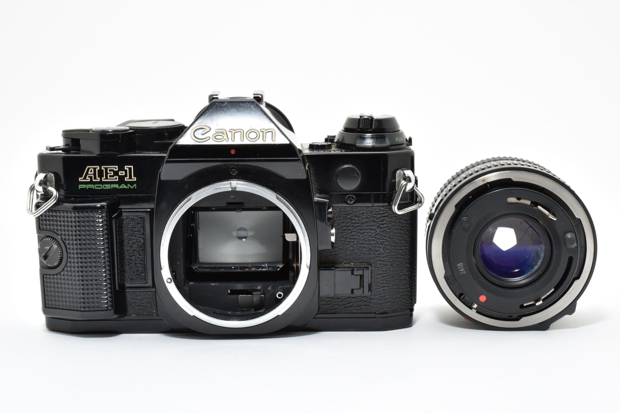 ★美品★ キヤノン Canon AE-1 PROGRAM NEW FD 50MM F1.8 シャッター鳴きなし ブラック 一眼レフ ★ #6606