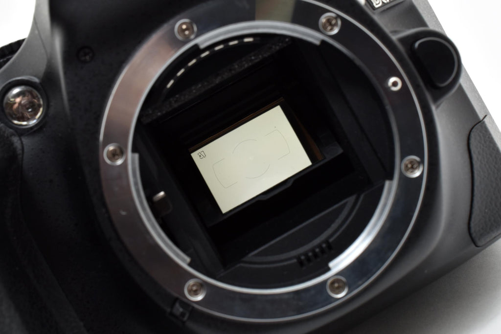 ★良品★ ニコン Nikon D5200 ボディ デジタル一眼レフカメラ ショット数10553回 ★ #8296