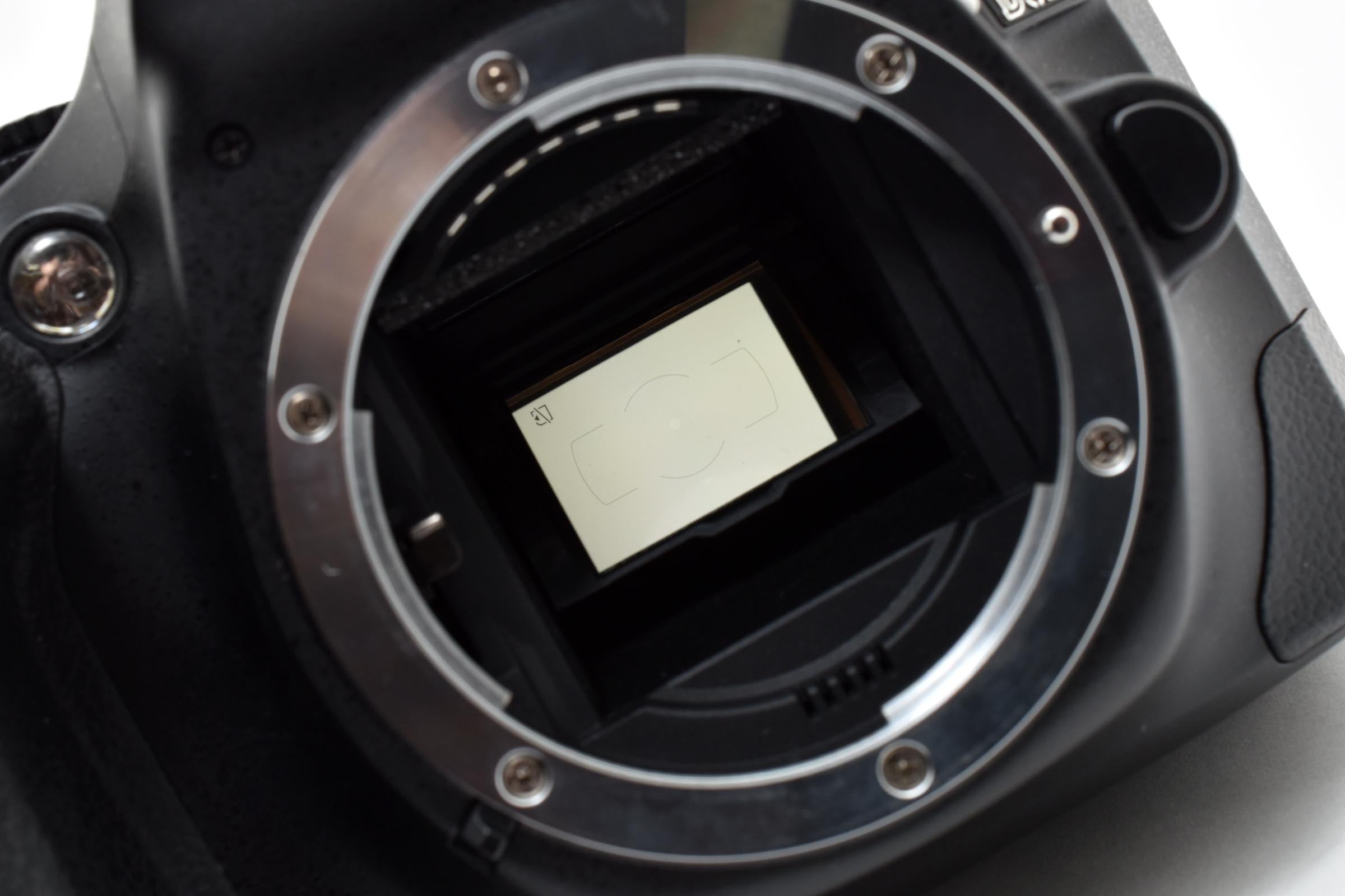 ★良品★ ニコン Nikon D5200 ボディ デジタル一眼レフカメラ ショット数10553回 ★ #8296