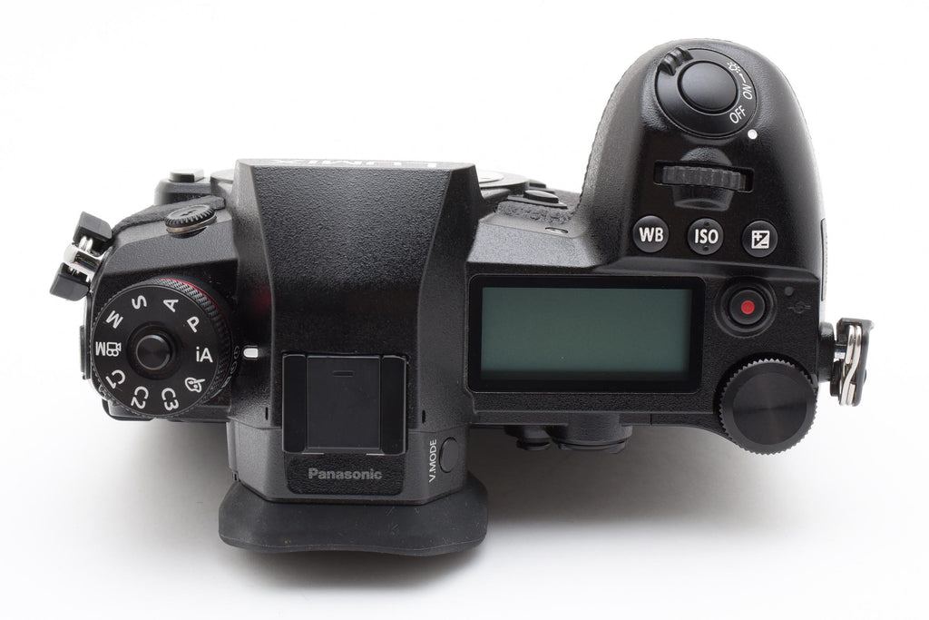 ★美品★ パナソニック Panasonic ★ショット数1513回★ LUMIX DC-G9-K ボディ ミラーレス一眼カメラ ★ #8268