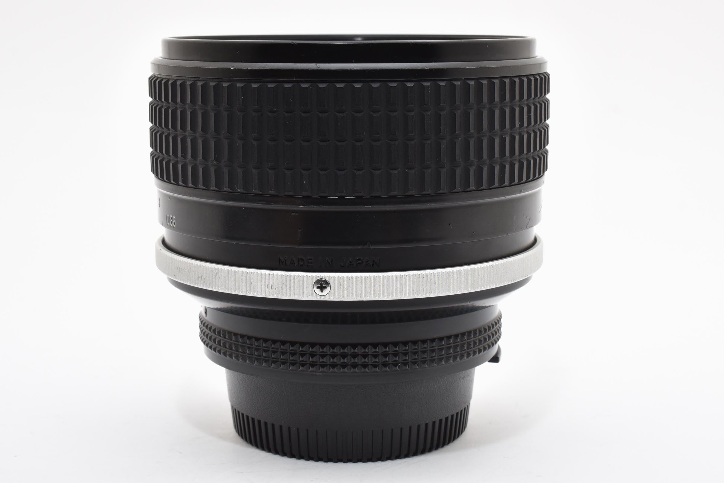 ★美品★ ニコン Nikon AI-S NIKKOR 85MM F1.4 単焦点レンズ ★ #8580
