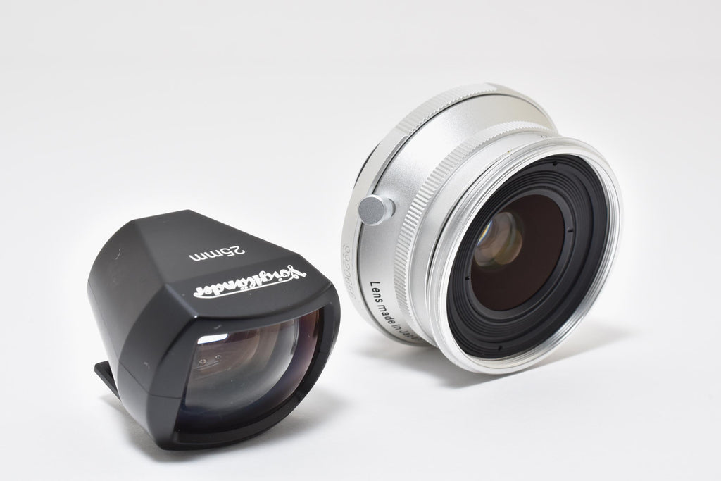 ★美品★ フォクトレンダー Voigtlander SNAPSHOT-SKOPAR 25MM F4 (ファインダー付) シルバー 単焦点レンズ 交換レンズ ★ L37#7714