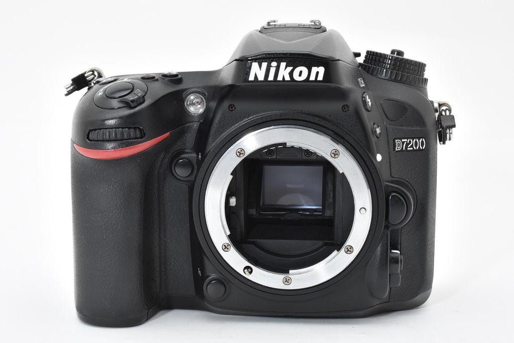 ★美品★ ニコン NIKON D7200 ボディ ブラック デジタル一眼レフカメラ ショット数64,027 ★ L36#7557