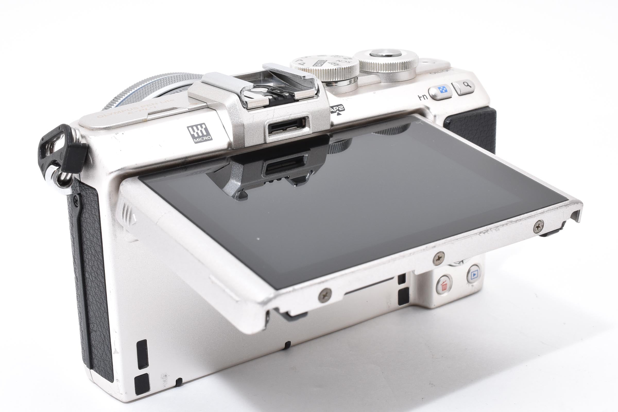 ★美品★ オリンパス Olympus ショット数8290回 PEN LITE E-PL7 14-42MM EZレンズキット ミラーレス一眼 ★ #8378