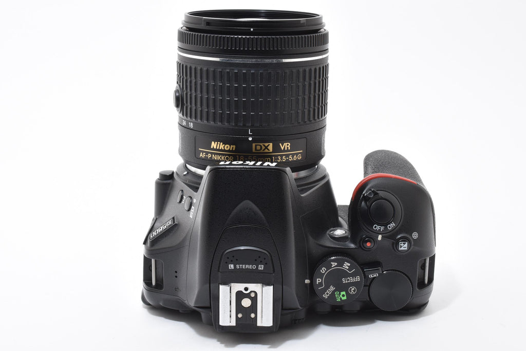★美品ショット数14,531 回★ ニコン NIKON D5600 18-55 VR レンズキット デジタル一眼レフ カメラ ★ L38#7664