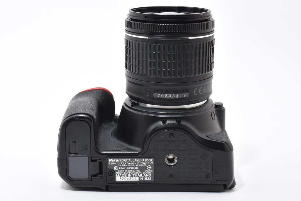★美品ショット数14,531 回★ ニコン NIKON D5600 18-55 VR レンズキット デジタル一眼レフ カメラ ★ L38#7664