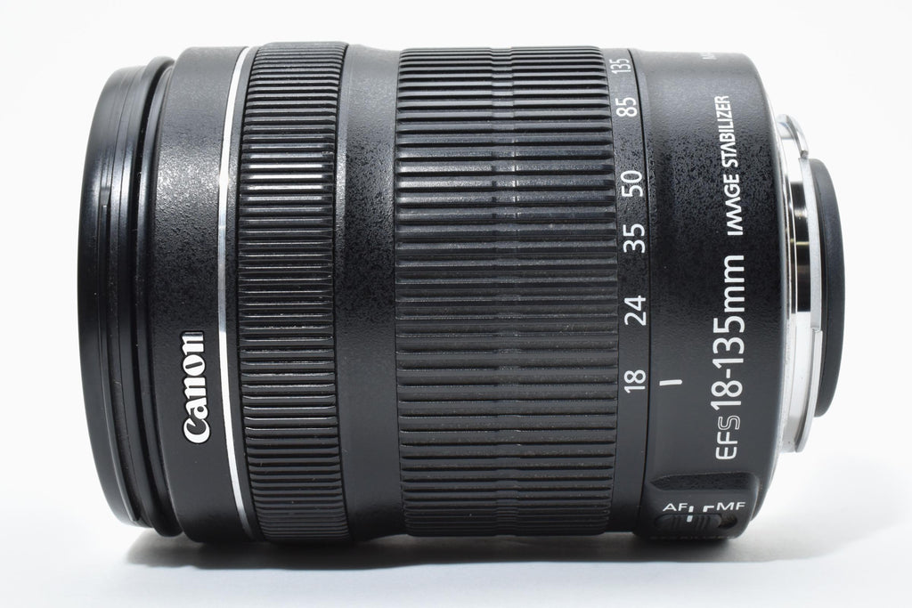 ★良品★ キヤノン Canon EF-S18-135MM F3.5-5.6 交換レンズ ★ L10#8079