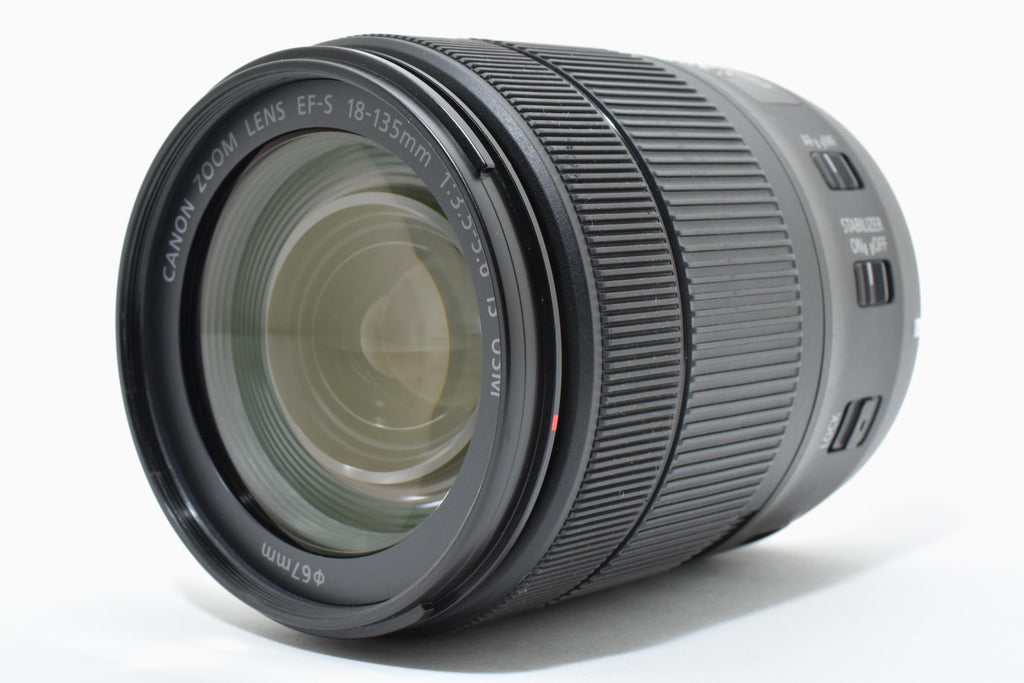 ★美品★ キヤノン Canon EF-S 18-135/3.5-5.6 IS USM ズームレンズ ★ L12#8075