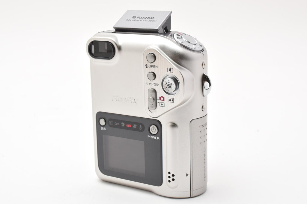 ★美品★ フジフイルム FUJIFILM FINEPIX F601 メモリーカード付 デジタルカメラ ★ #8260