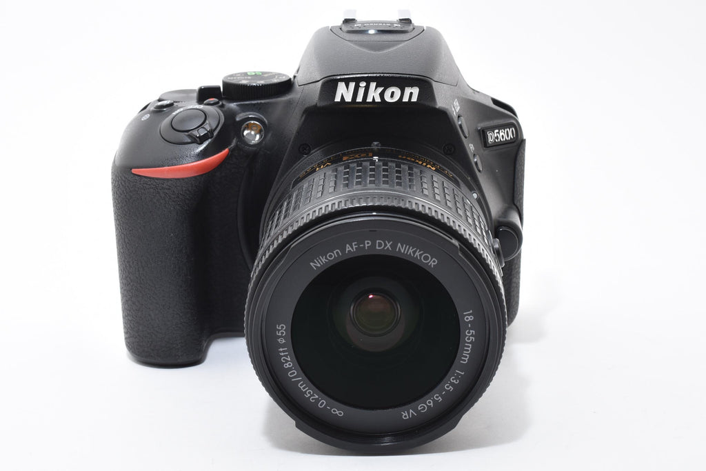 ★美品ショット数14,531 回★ ニコン NIKON D5600 18-55 VR レンズキット デジタル一眼レフ カメラ ★ L38#7664