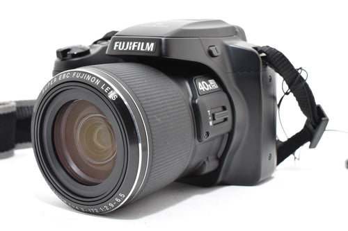 ★極上品★ フジフィルム FUJIFILM FINEPIX S8200 ブラック デジタルカメラ ネオ一眼 ★ L46#7711