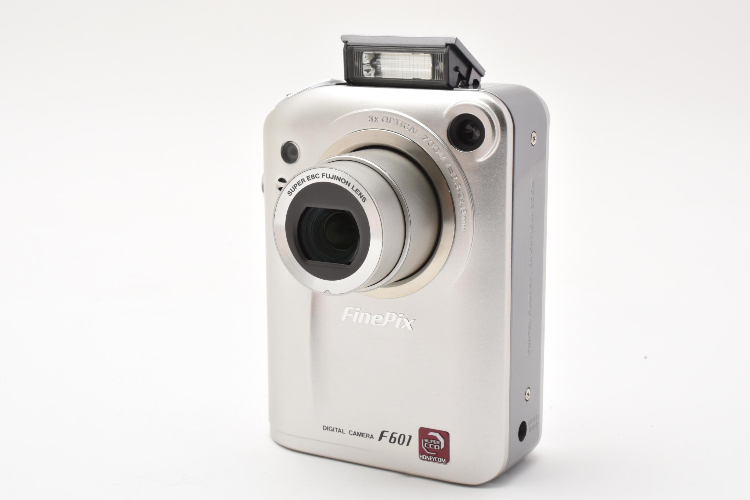 ★美品★ フジフイルム FUJIFILM FINEPIX F601 メモリーカード付 デジタルカメラ ★ #8260