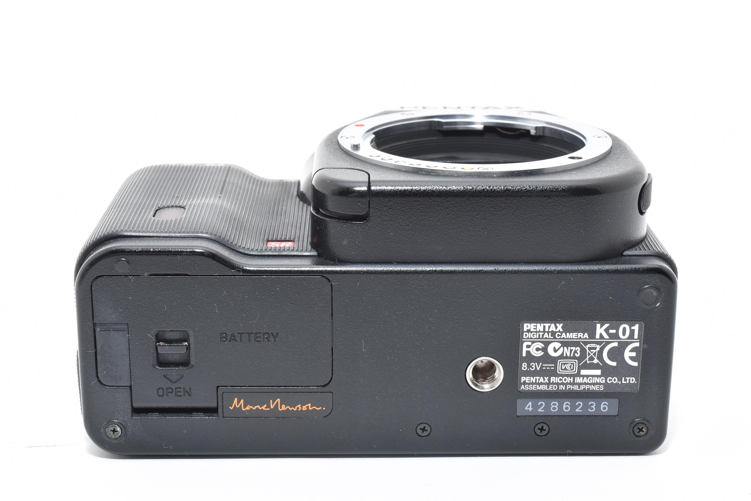 ★ペンタックス PENTAX K-01 ボディブラック/ブラック ミラーレス一眼 デジタルカメラ ★ L20#7292