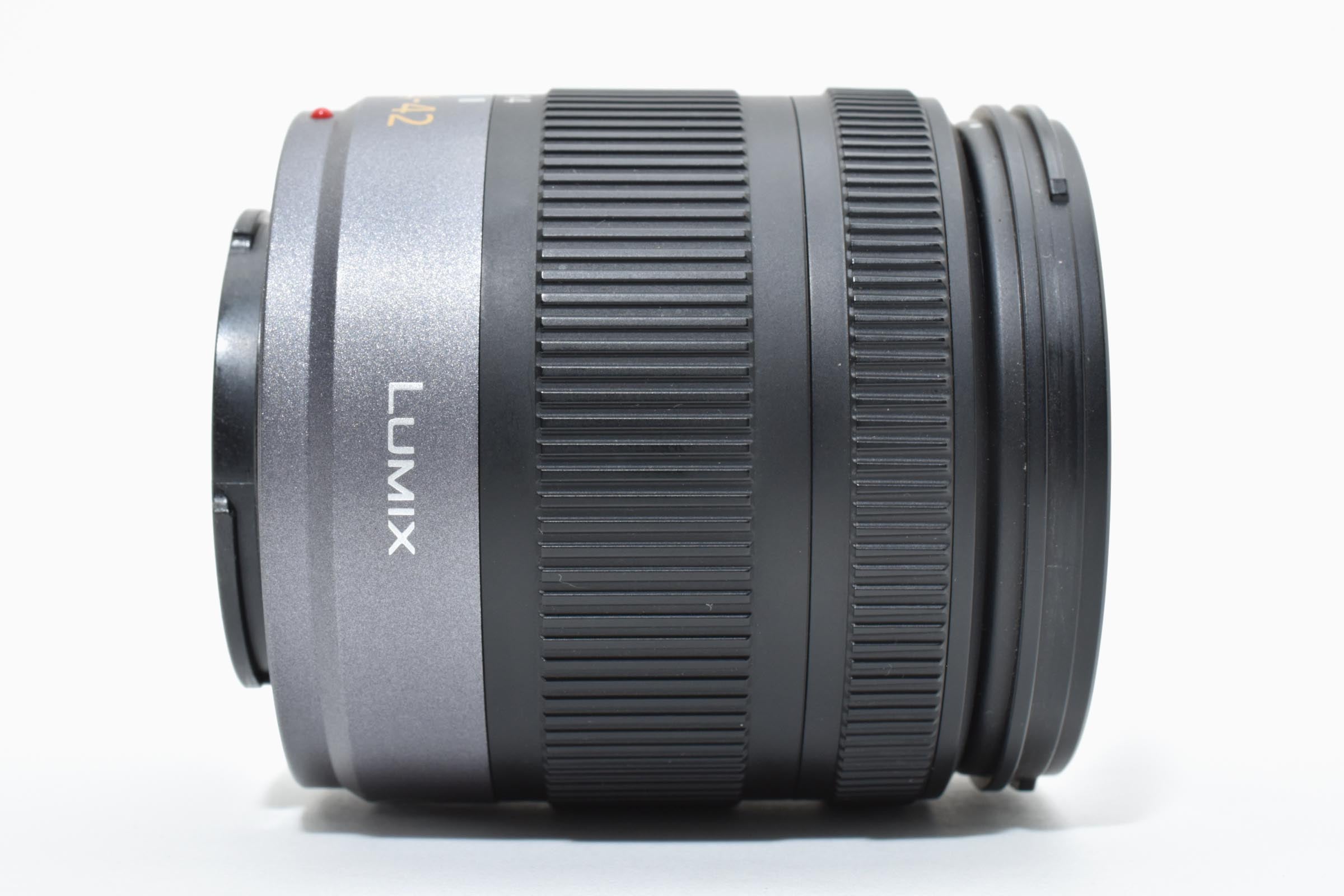 ★美品★ パナソニック Panasonic LUMIX 14-42MM F3.5-5.6 ASPH. 標準ズームレンズ ★ L40#8084