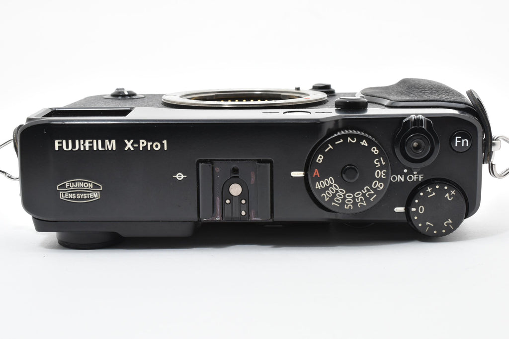 ★良品★ フジフイルム FUJIFILM X-PRO1 ボディ ミラーレス一眼 ★ L44#8144
