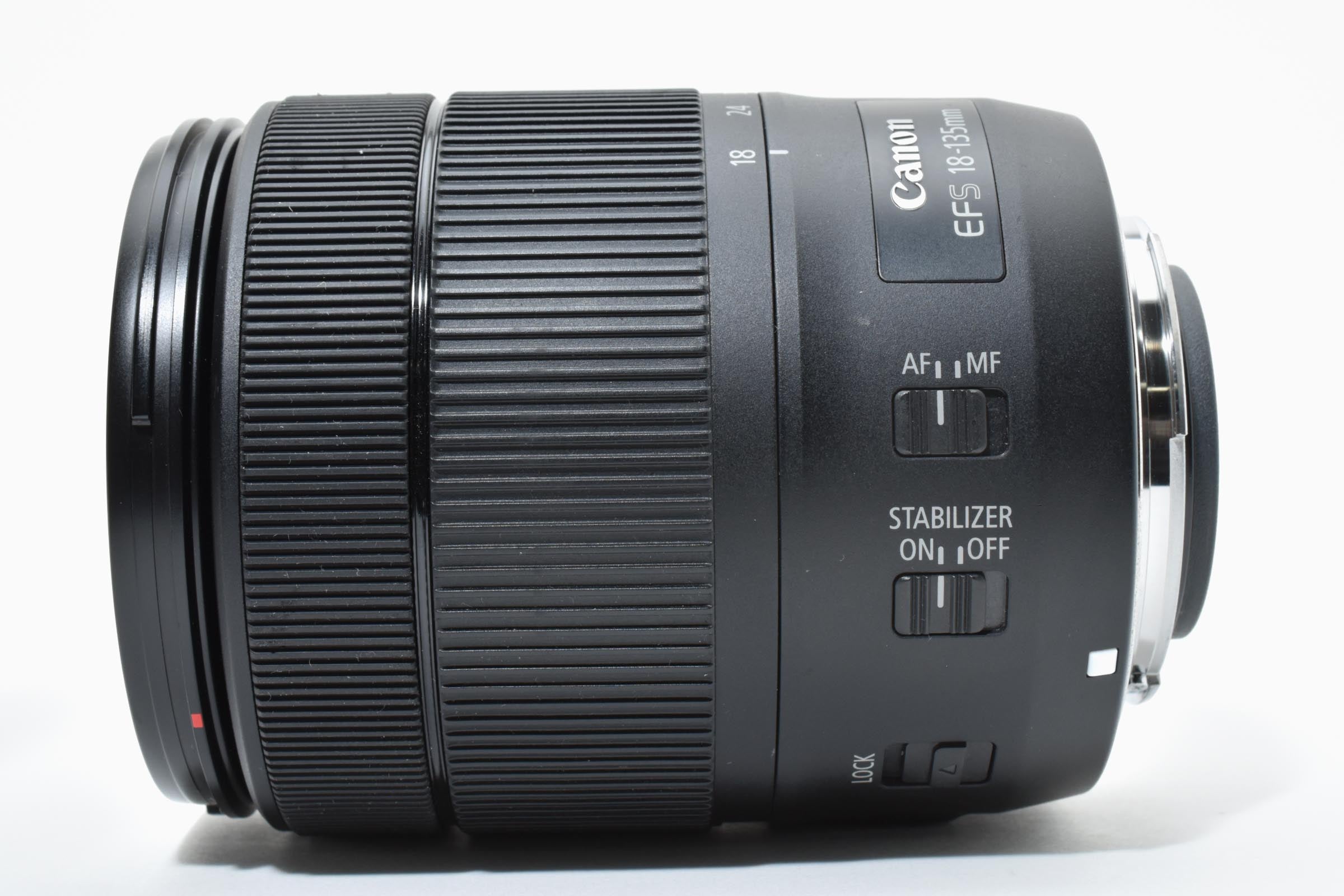 ★美品★ キヤノン Canon EF-S 18-135/3.5-5.6 IS USM ズームレンズ ★ L12#8075