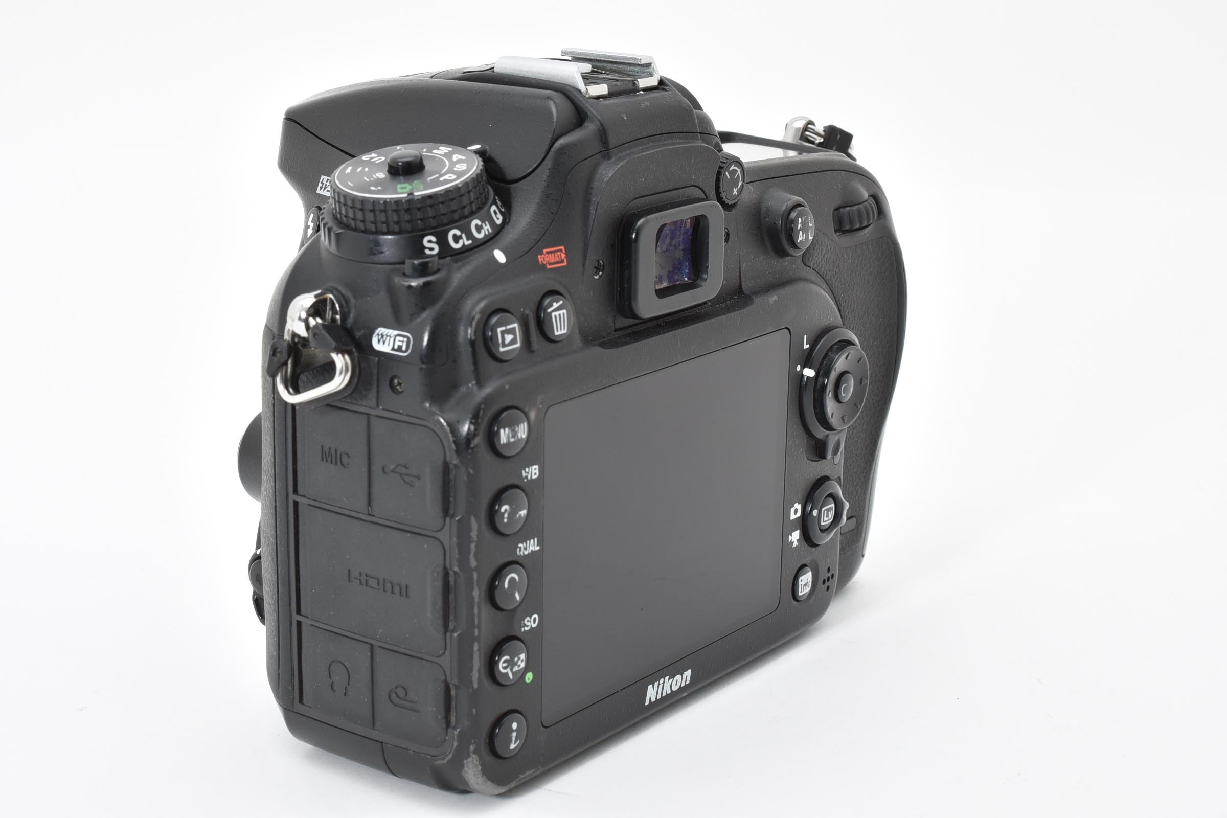 ★美品★ ニコン NIKON D7200 ボディ ブラック デジタル一眼レフカメラ ショット数64,027 ★ L36#7557