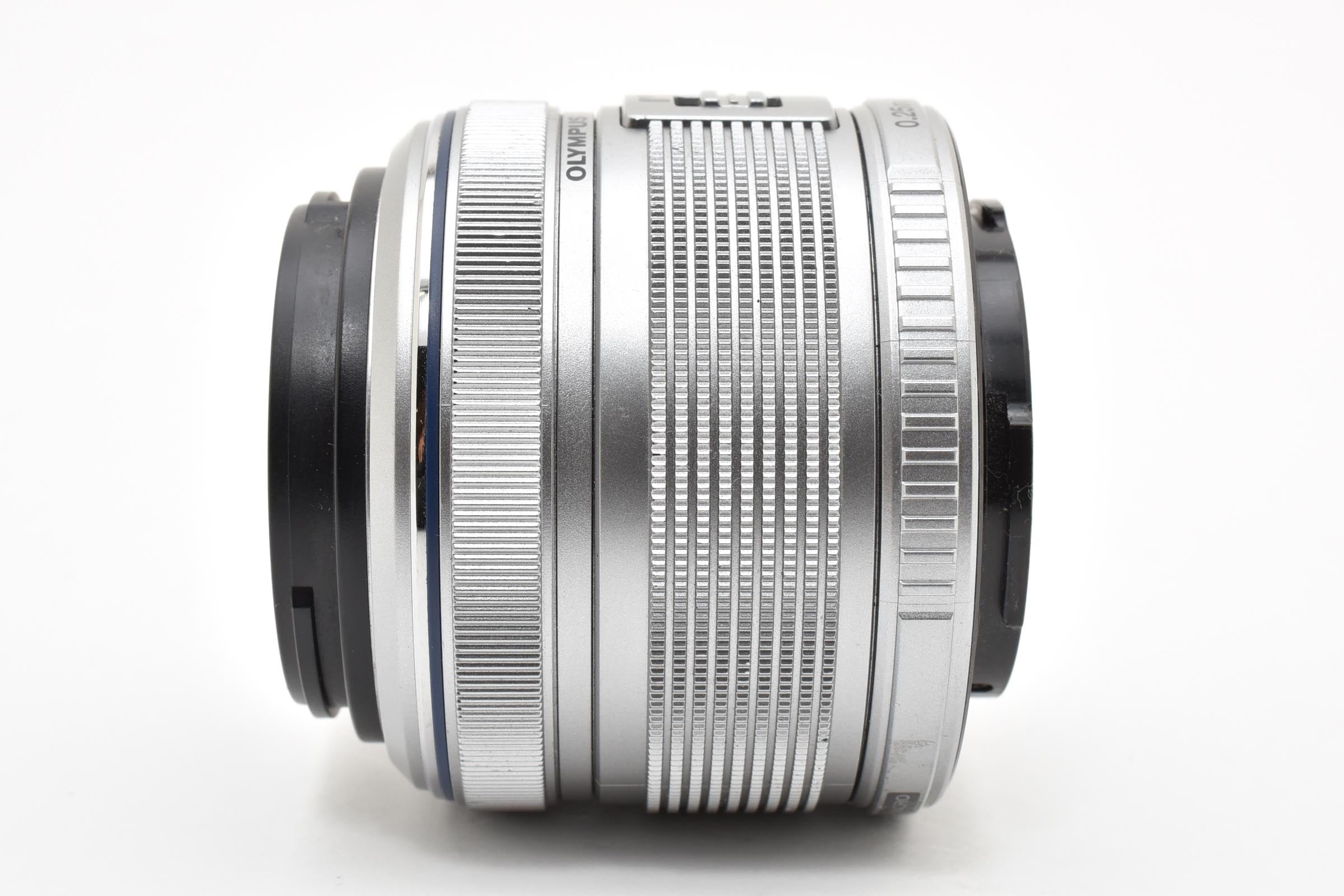 ★良品★ オリンパス Olympus M.ZUIKO DIGITAL ED 14-42MM F3.5-5.6 標準ズームレンズ ★ #8561