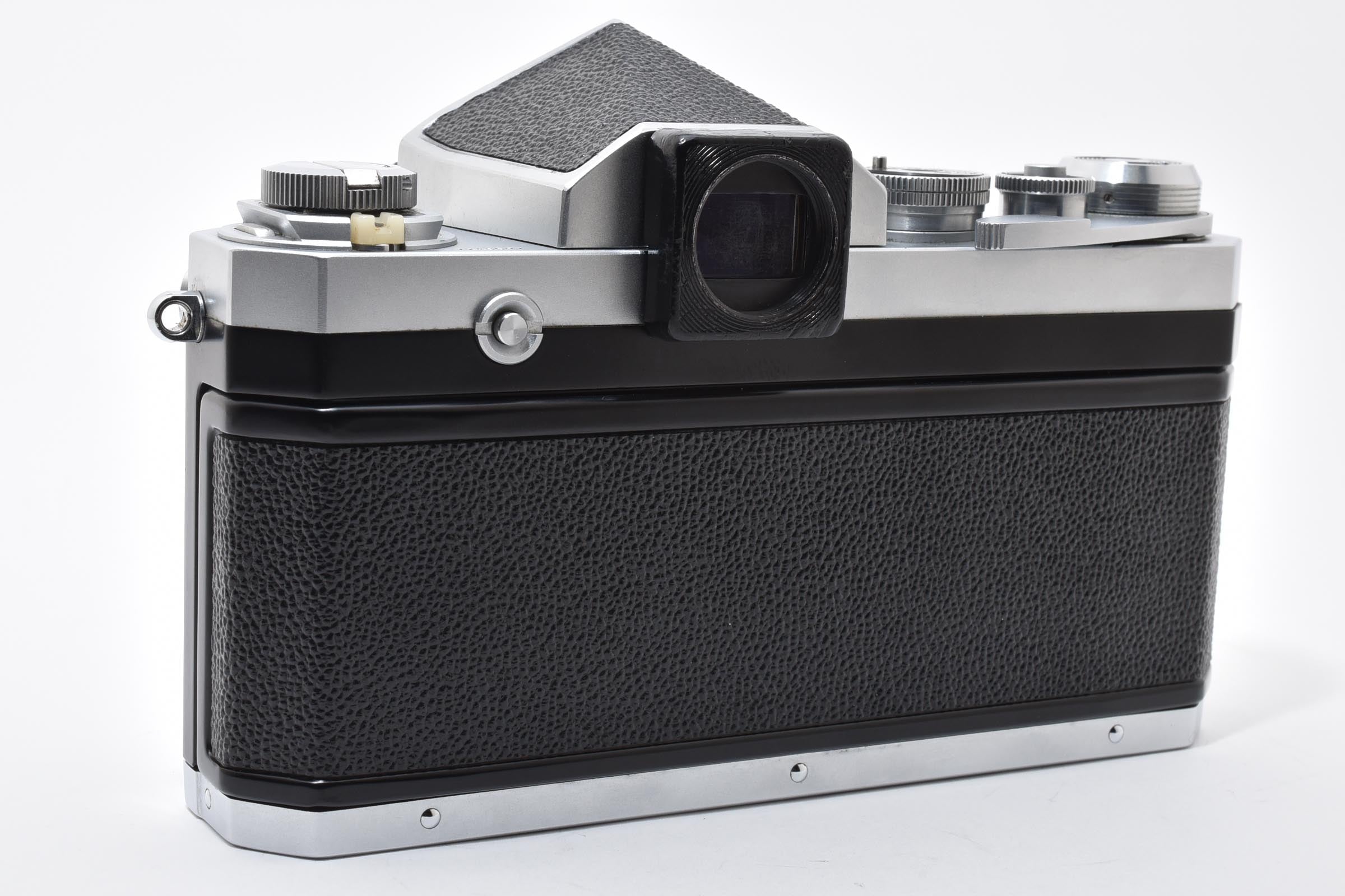 ★美品★ ニコン NIKON F アイレベル シルバー 724万台 ボディ フィルムカメラ ★ L12#7682