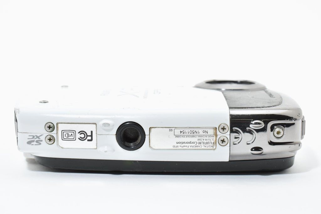 ★良品★ フジフイルム FUJIFILM FINEPIX XP30 ホワイト 【1420万画素】 デジタルカメラ ★ L44#8062