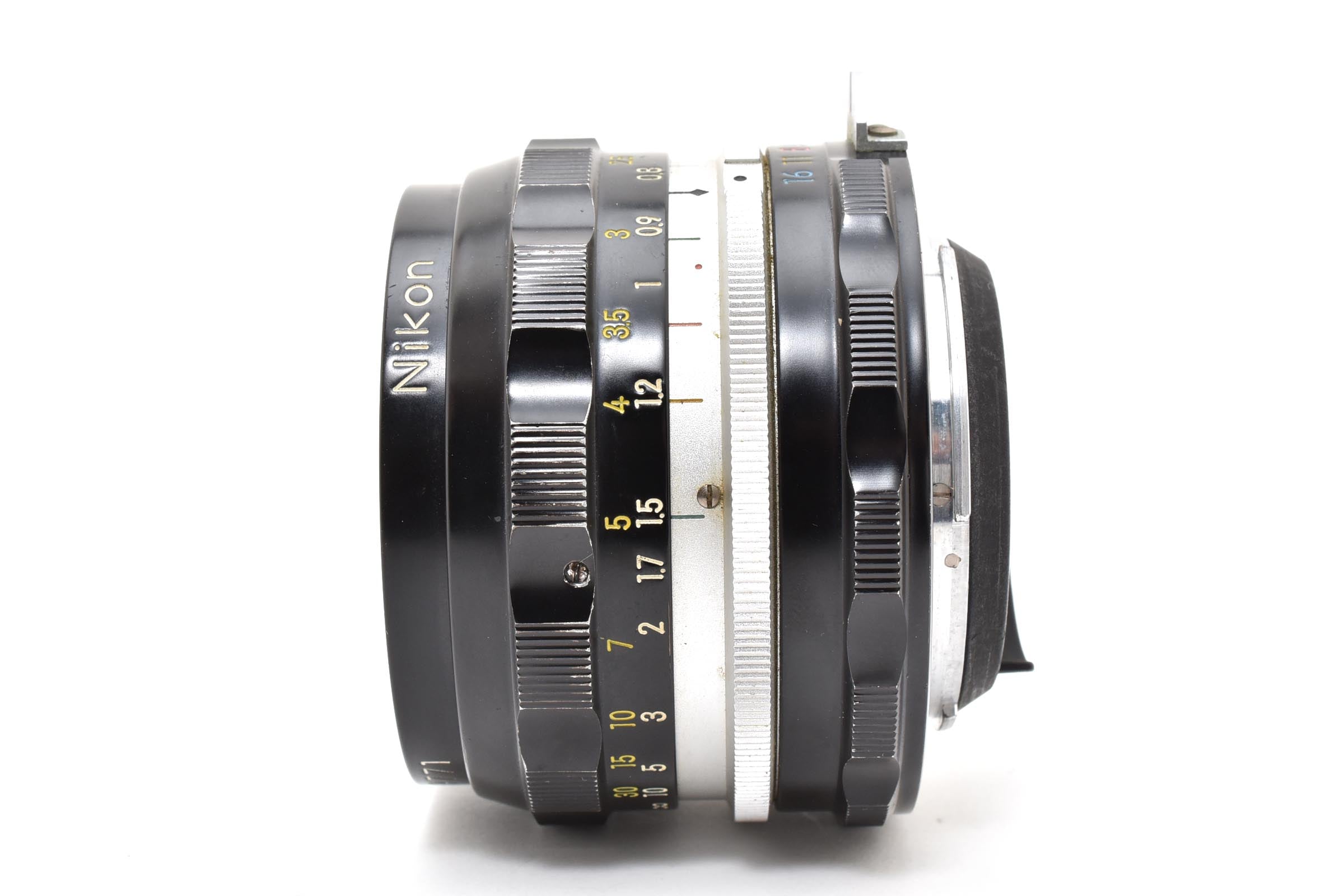 ★整備済み美品★  ニコン Nikon AUTO NIKKOR 28MM F3.5 非AI 単焦点レンズ ★ L24#8210